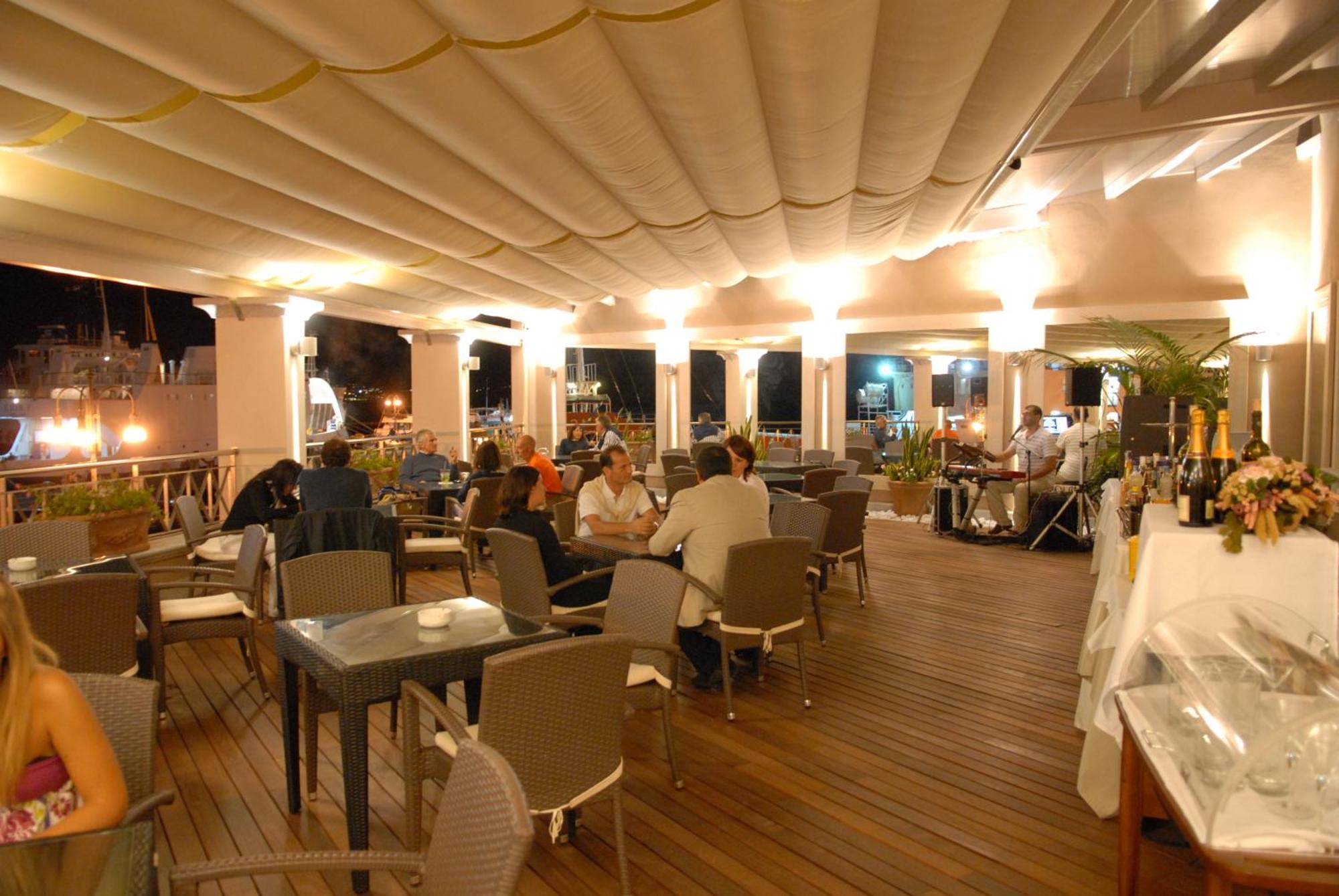 Hotel Excelsior La Maddalena  Luaran gambar