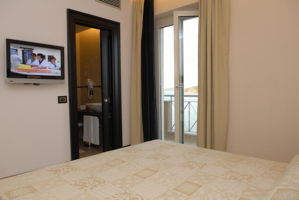 Hotel Excelsior La Maddalena  Luaran gambar