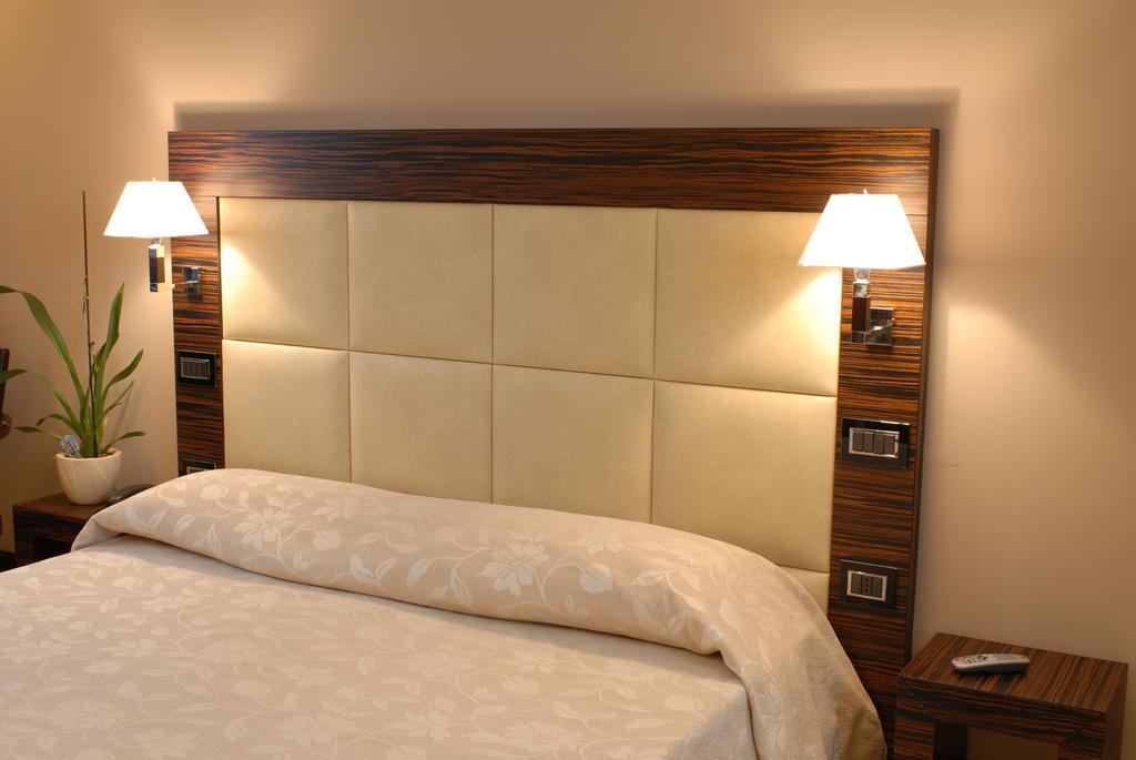 Hotel Excelsior La Maddalena  Luaran gambar